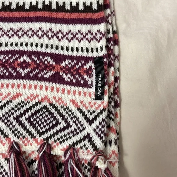 Patterned Scarf - Picture 2 of 3